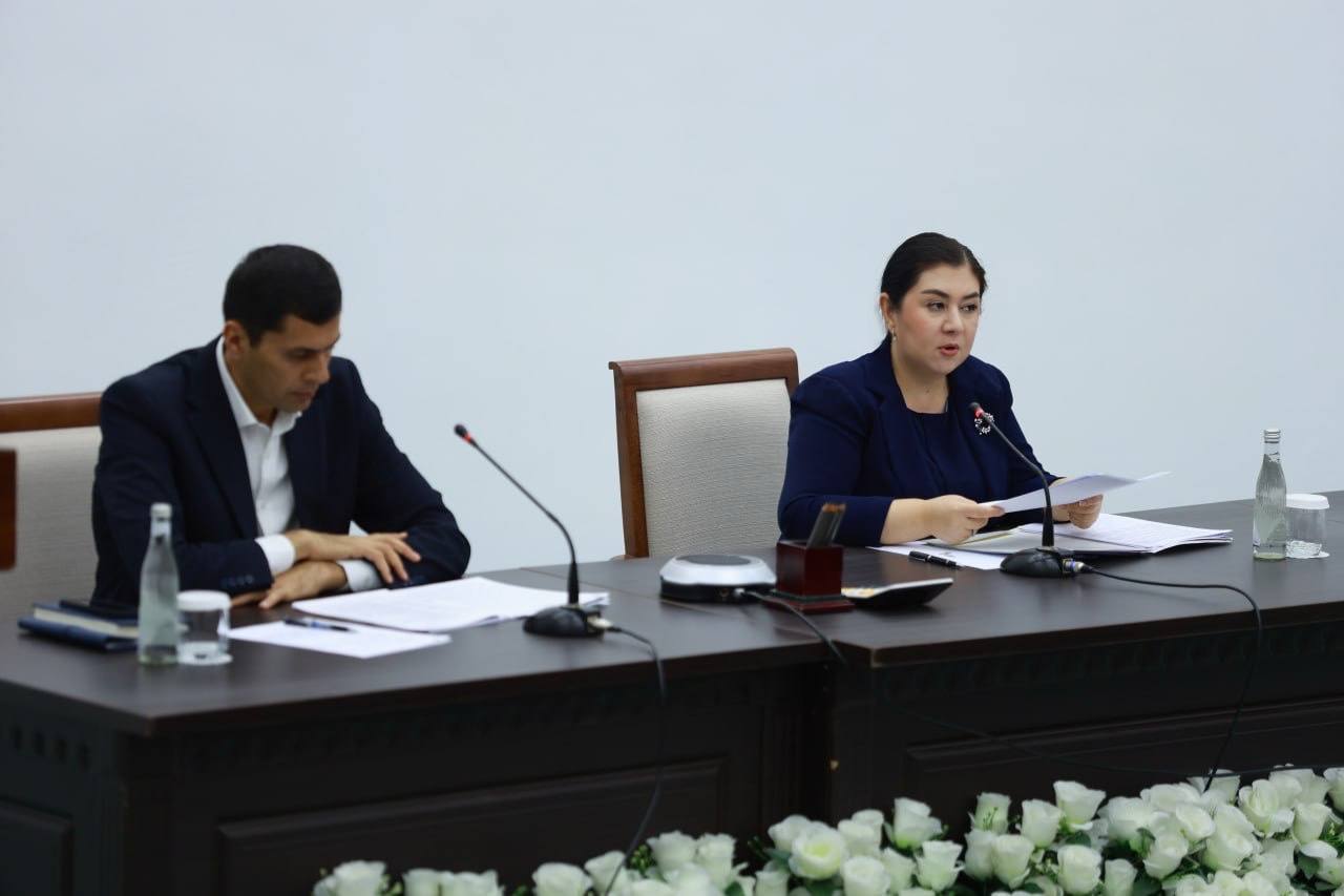 Issues of combating human trafficking and ensuring decent working conditions discussed in Navoi region