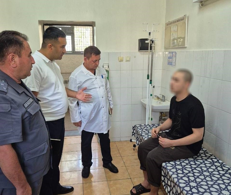 Markaziy tergov hibsxonasida saqlanayotgan shaxslar salomatligi bilan bog‘liq xabarlar o‘rganildi