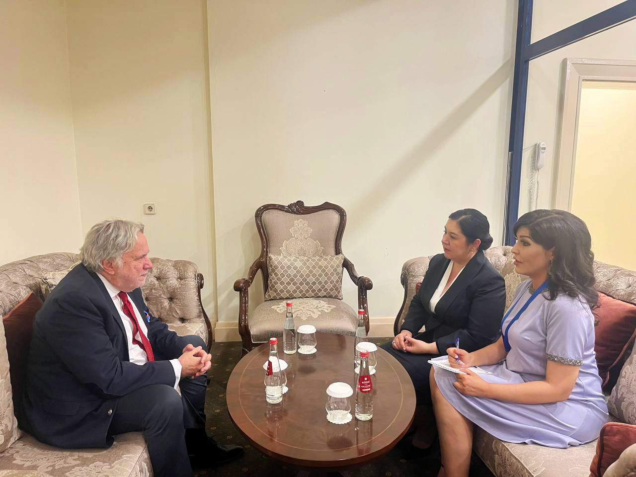 A Series of Bilateral Meetings Held on the Sidelines of the International Conference